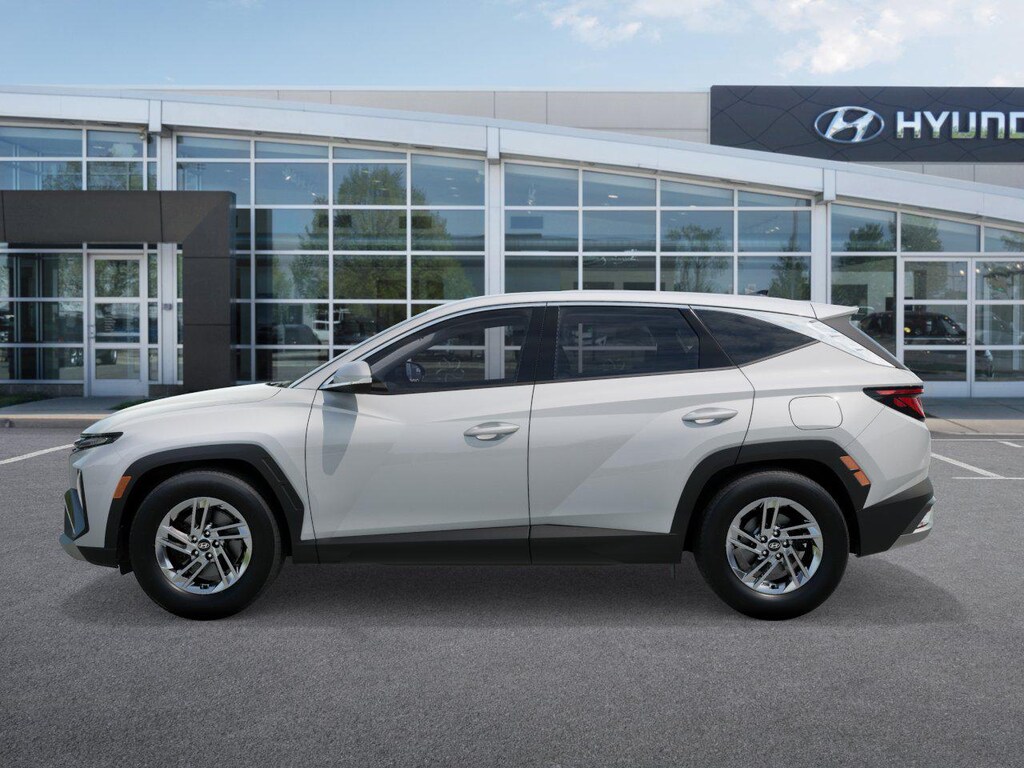 New 2026 Hyundai Tucson SE AWD SUV