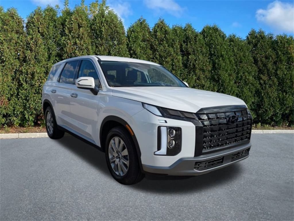 Used 2025 Hyundai Palisade SE SUV
