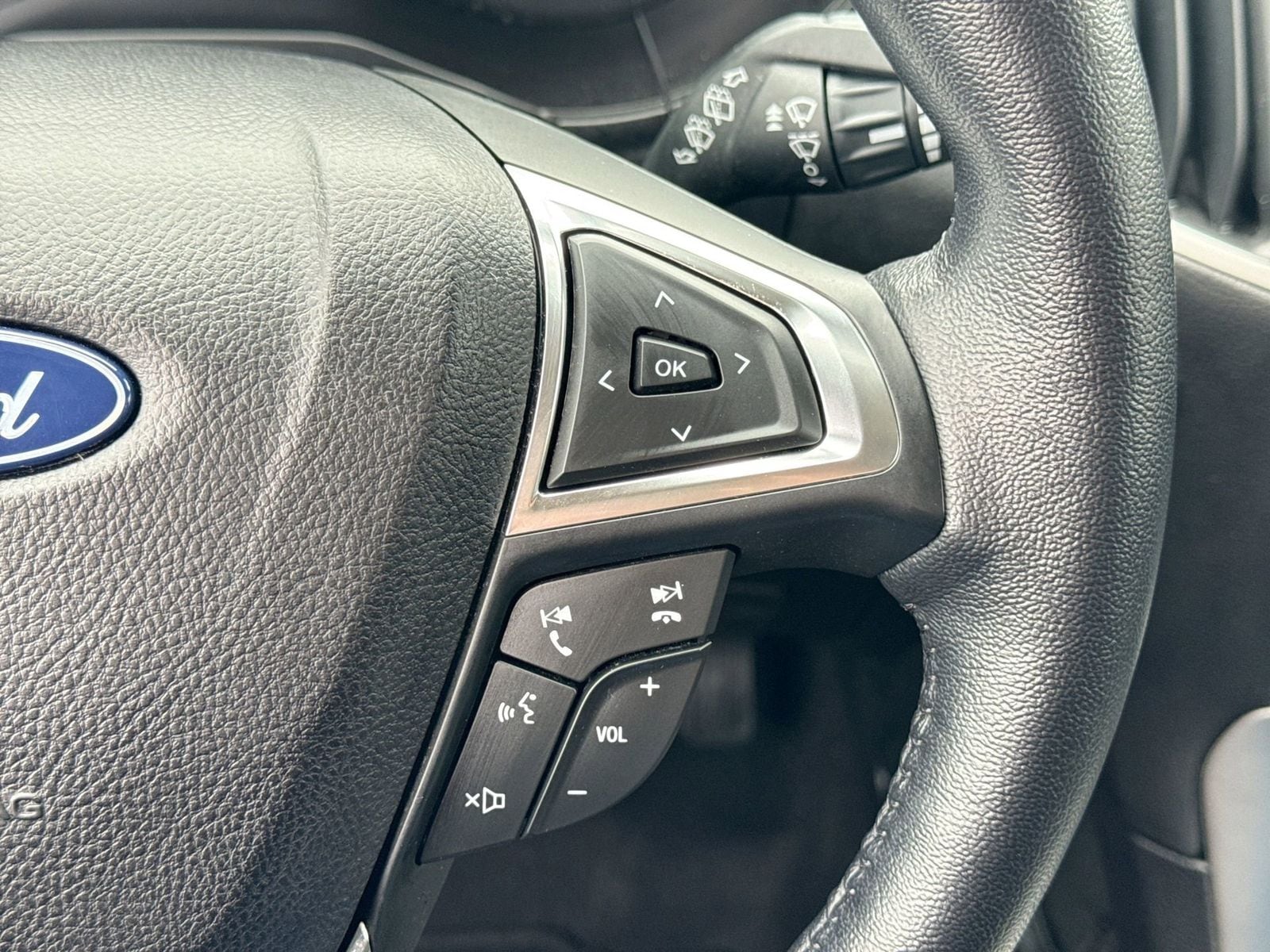 Thumbnail: 2023 Ford Edge - 27