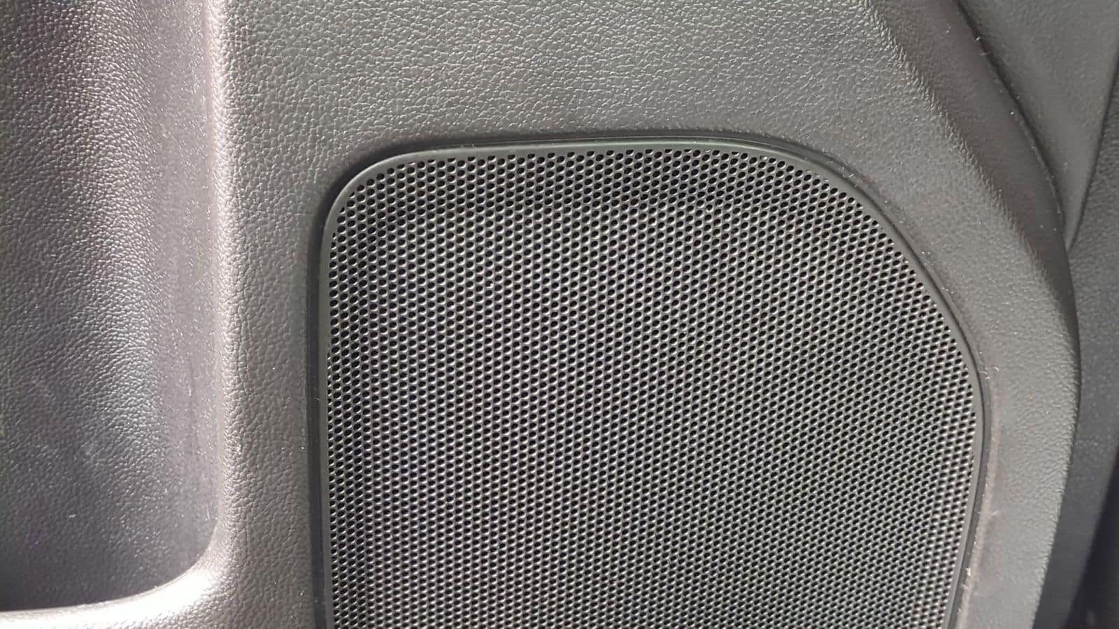 Thumbnail: 2019 Chevrolet Silverado 1500 - 32