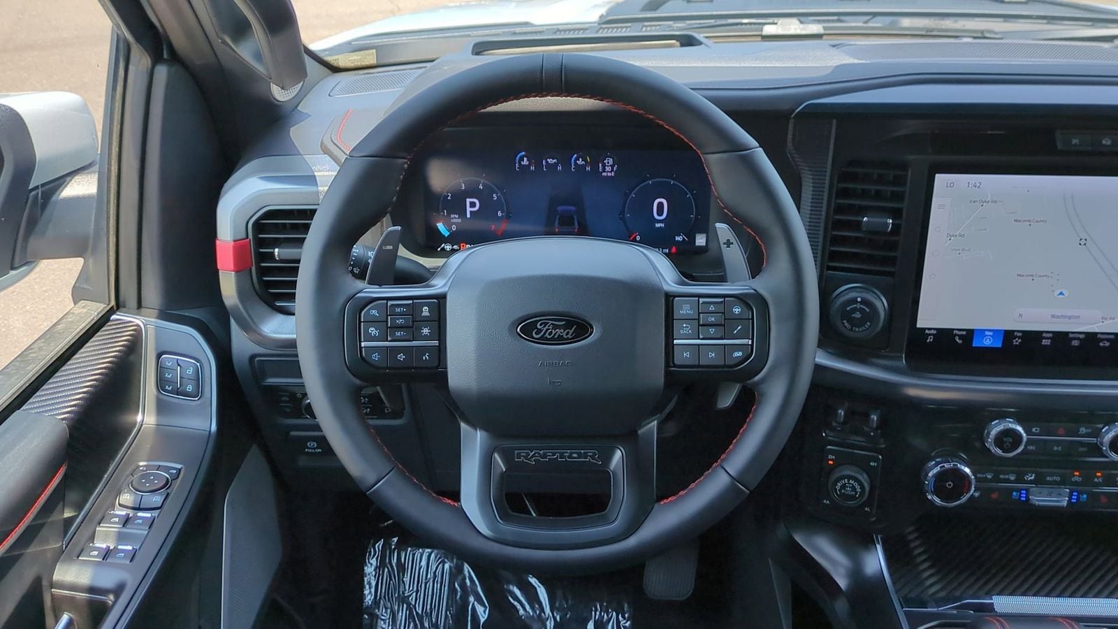 2025 Ford F-150 Raptor 23