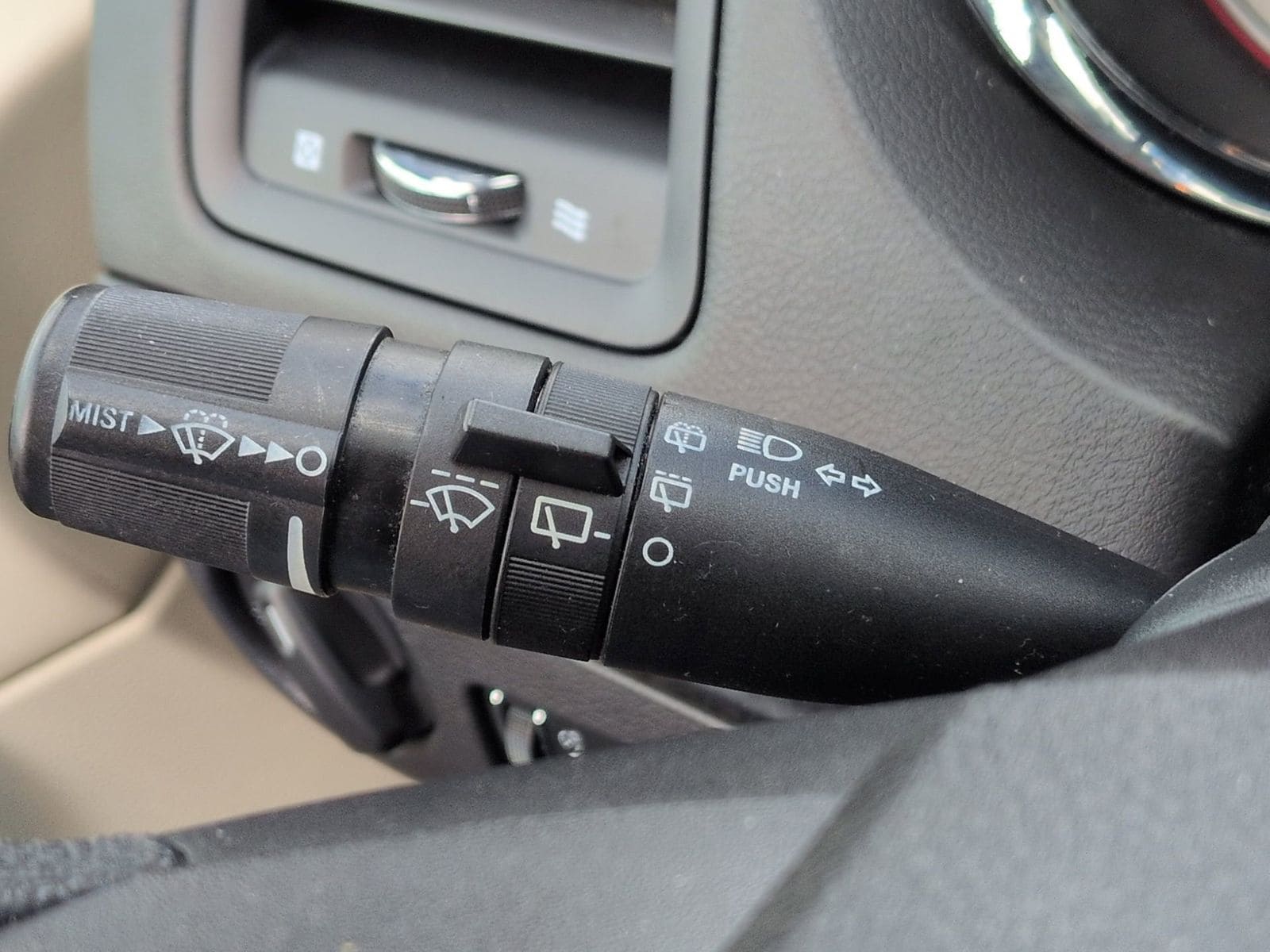 Thumbnail: 2014 Dodge Grand Caravan - 31