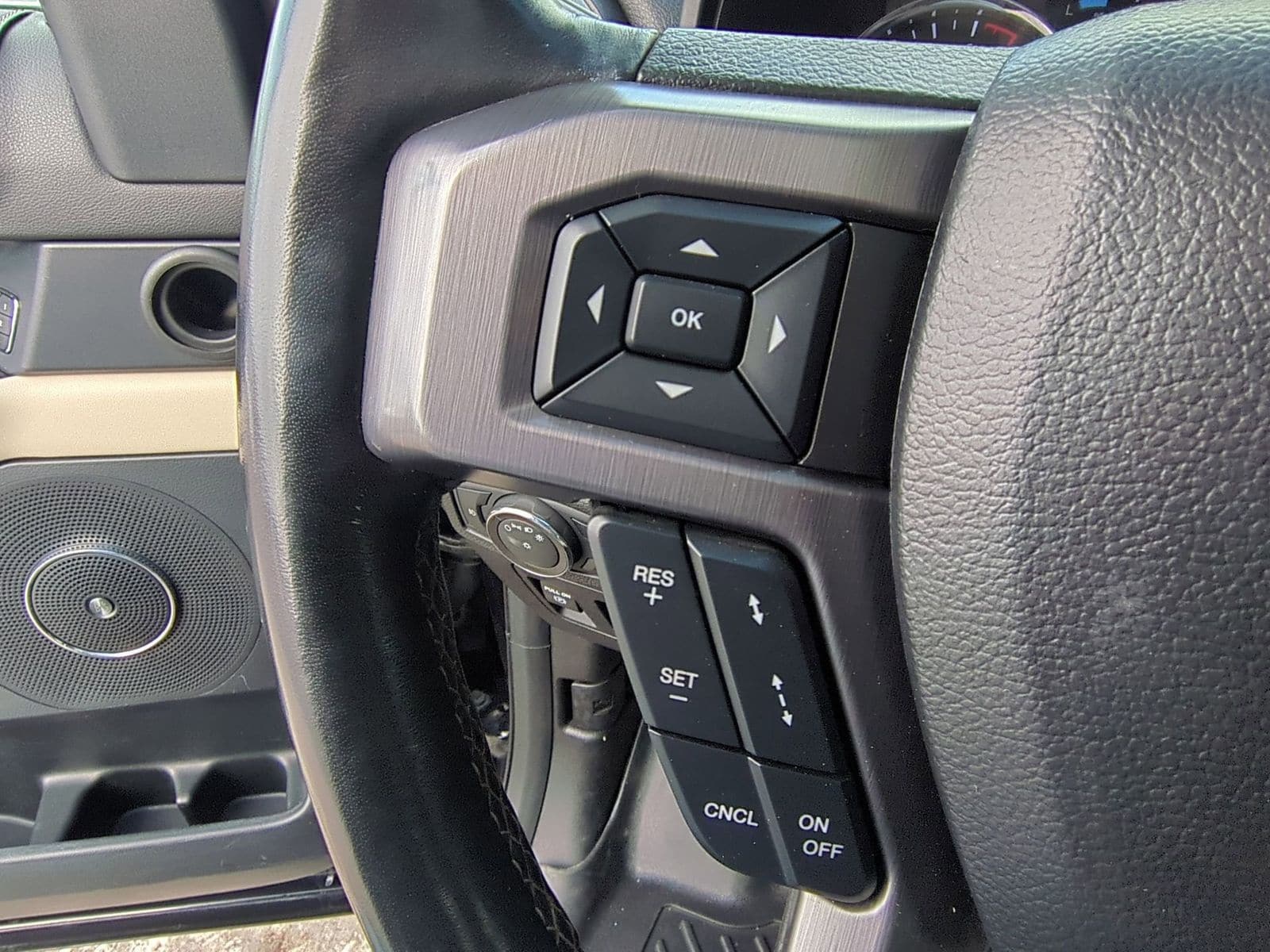 Thumbnail: 2019 Ford Expedition - 29