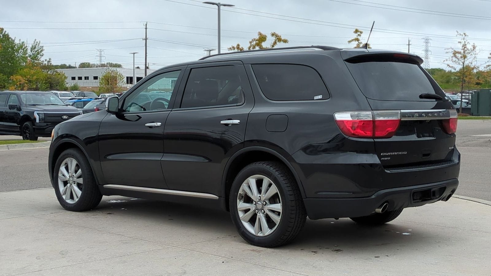 Thumbnail: 2011 Dodge Durango - 3