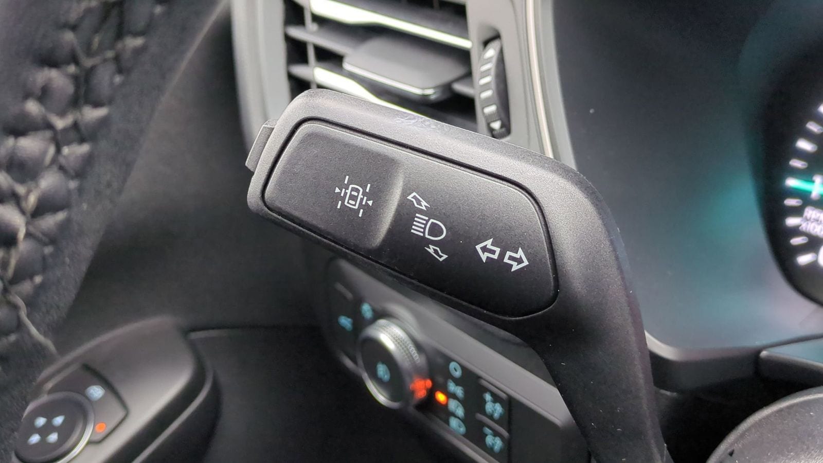 Thumbnail: 2022 Ford Escape - 26