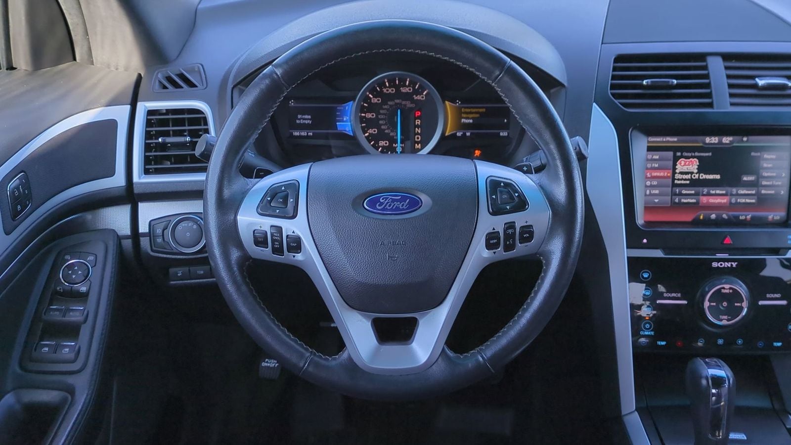 Thumbnail: 2015 Ford Explorer - 25