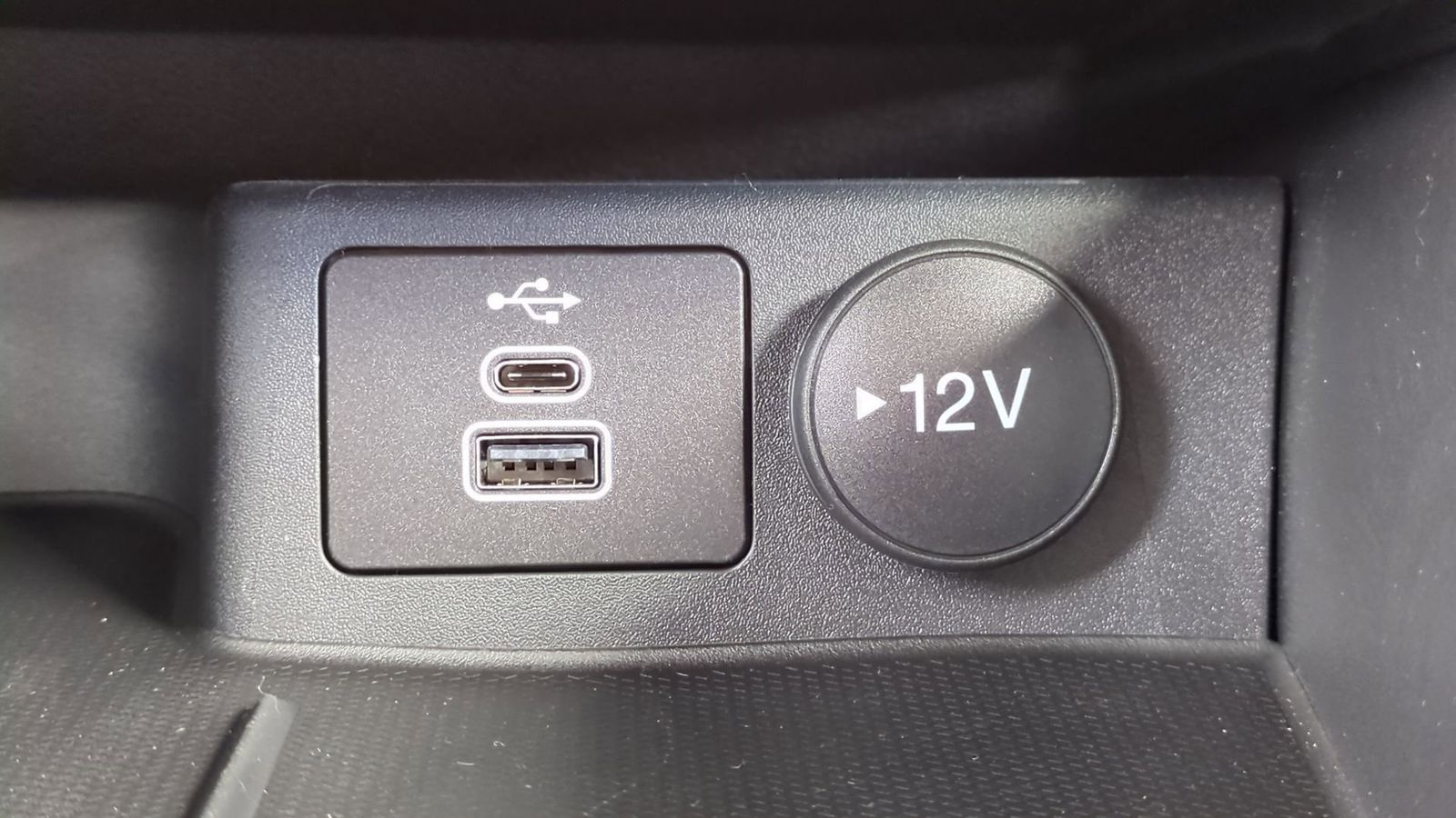 Thumbnail: 2026 Ford Escape - 30