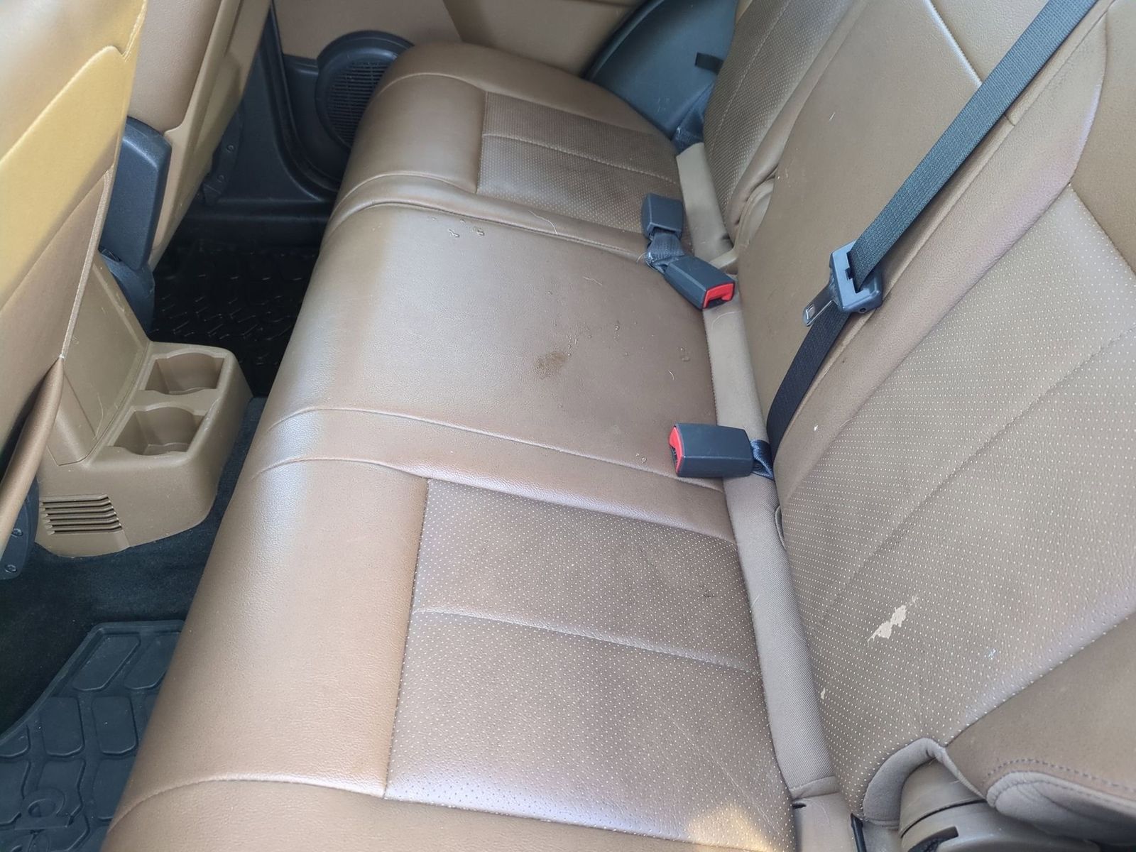 Thumbnail: 2012 Jeep Liberty - 20