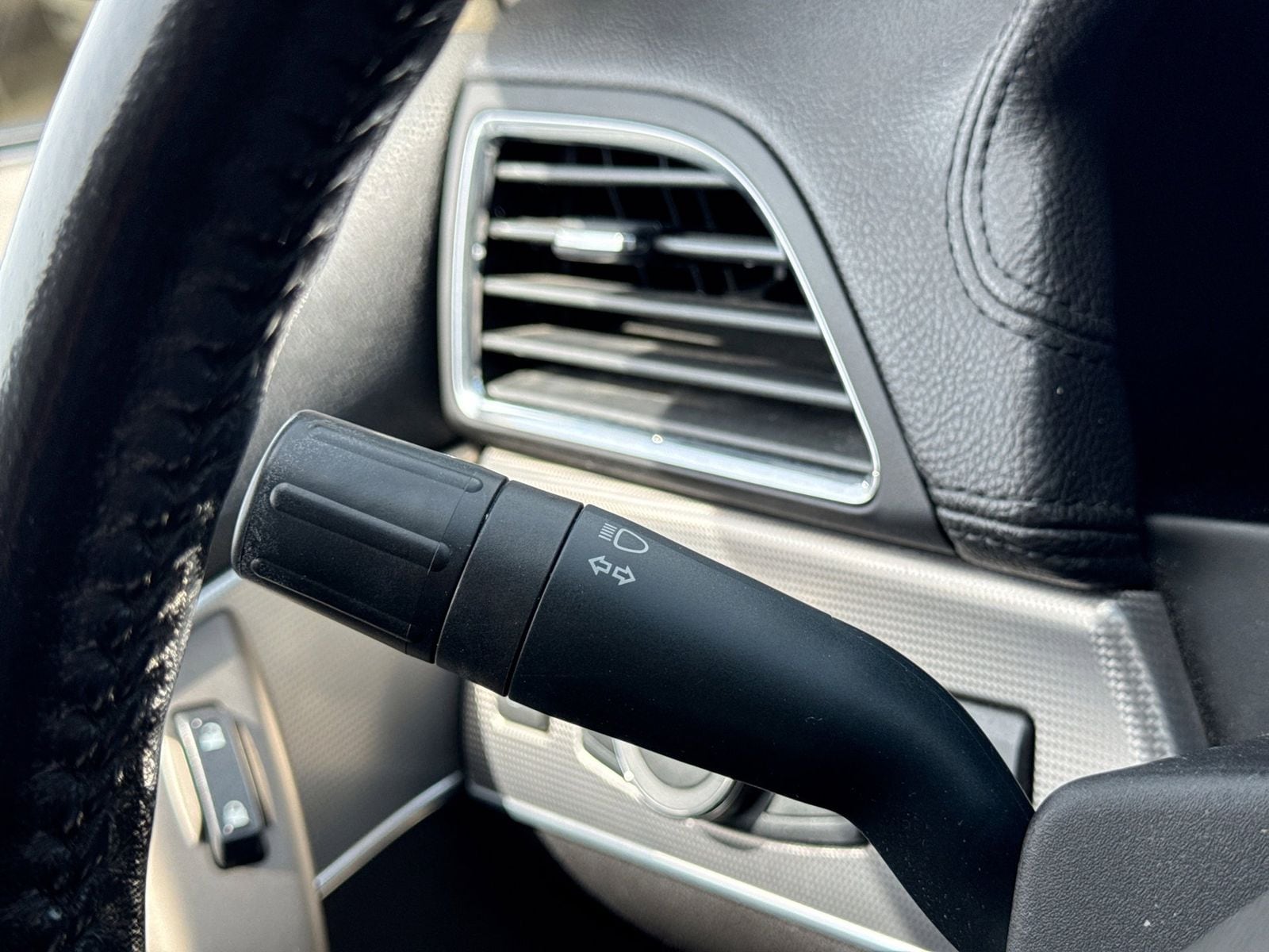 Thumbnail: 2013 Lincoln MKX - 26
