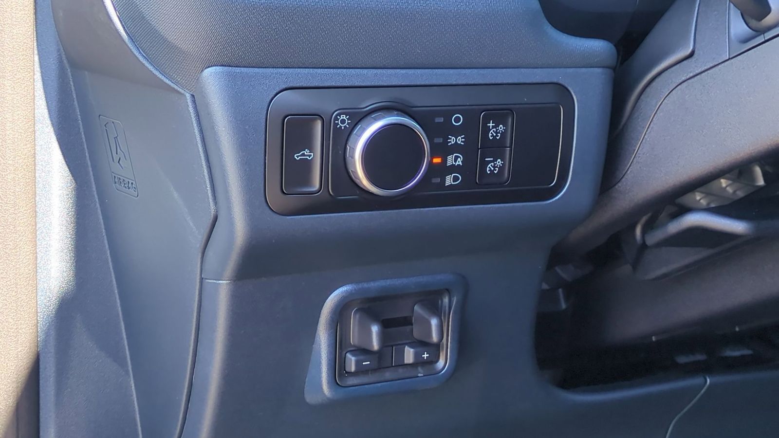 Thumbnail: 2025 Ford Maverick - 15