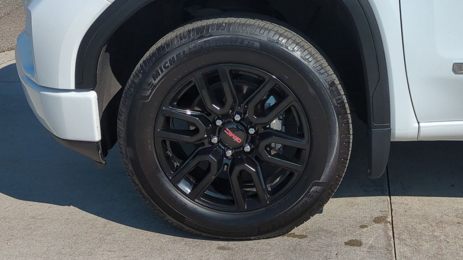 Thumbnail: 2022 GMC Sierra 1500 - 14