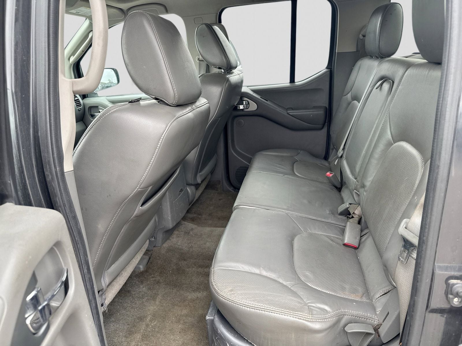 Thumbnail: 2011 Nissan Frontier - 15
