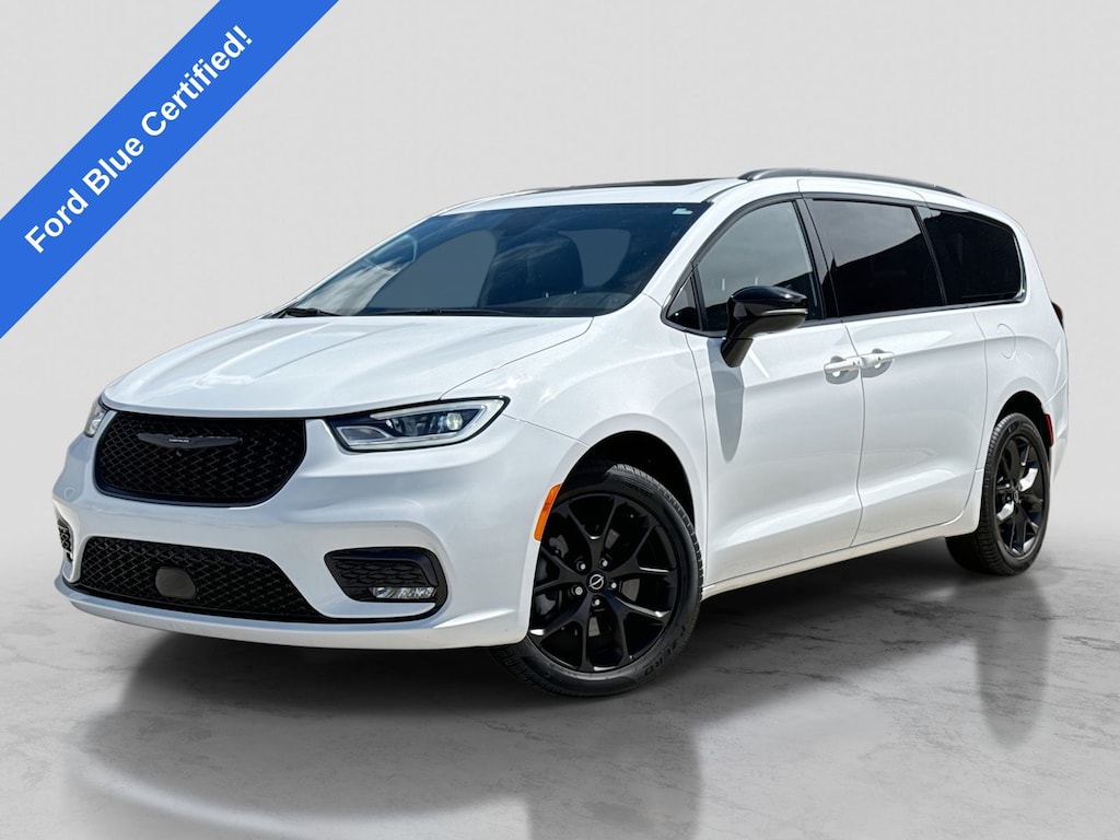Certified 2026 Chrysler Pacifica Limited Minivan/Van