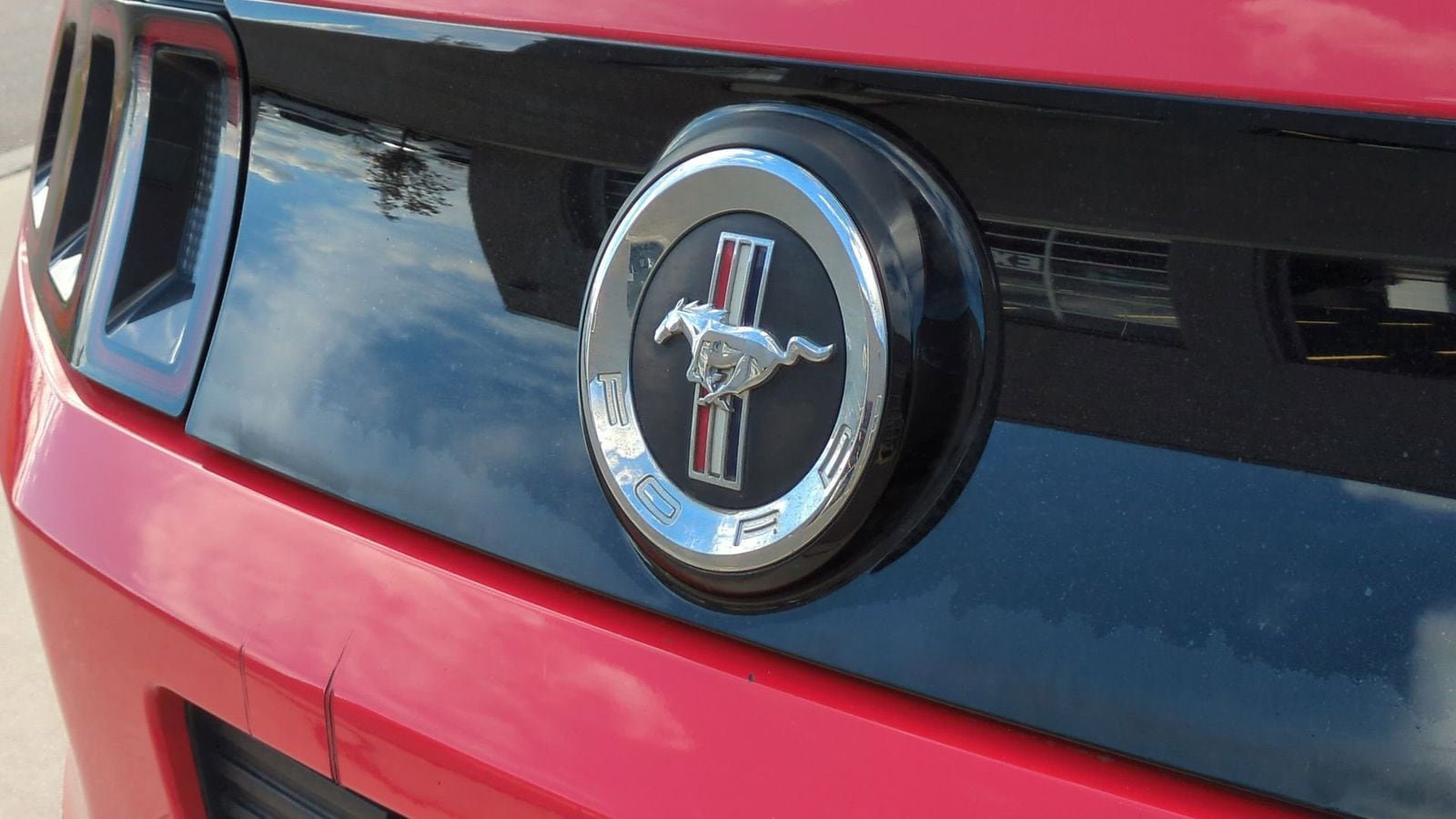 Thumbnail: 2013 Ford Mustang - 12