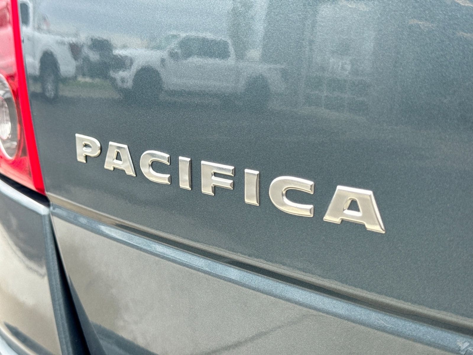 Thumbnail: 2007 Chrysler Pacifica - 13