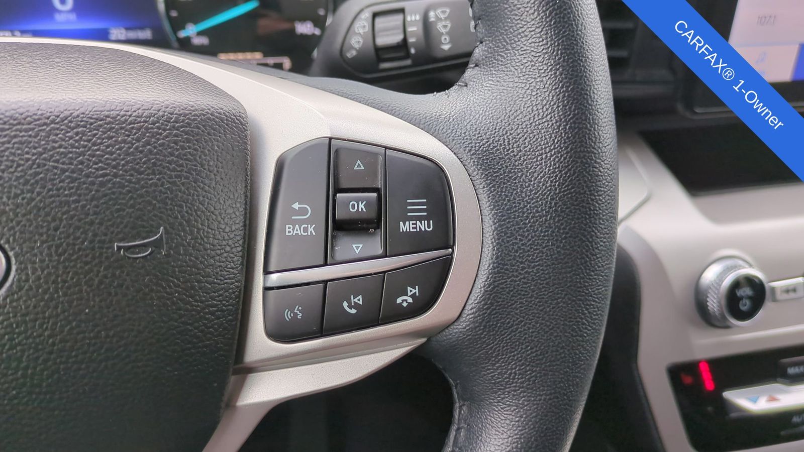 2023 Ford Explorer XLT 24