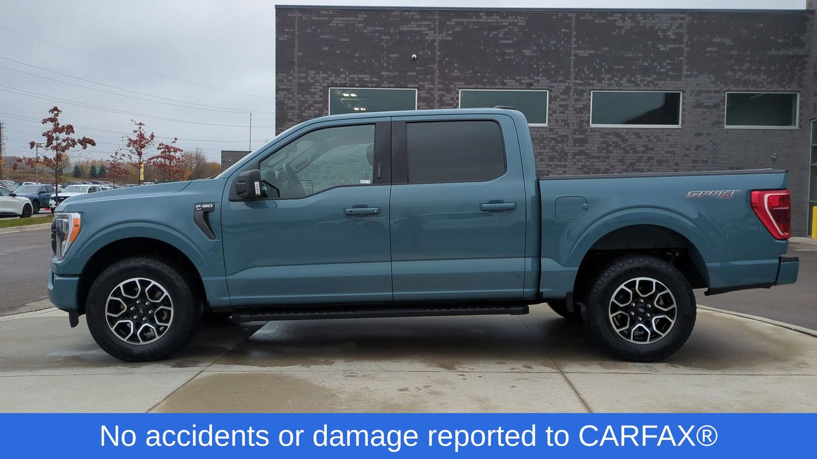 2023 Ford F-150 XLT photo 2