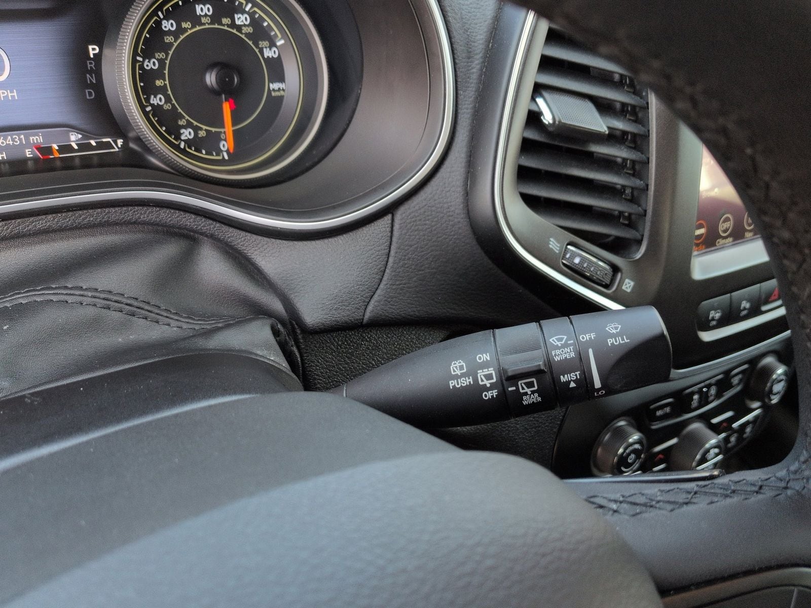 Thumbnail: 2021 Jeep Cherokee - 33