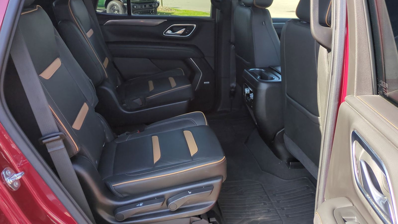 Thumbnail: 2021 GMC Yukon - 24