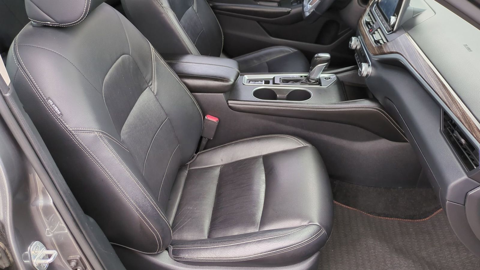 Thumbnail: 2019 Nissan Altima - 21