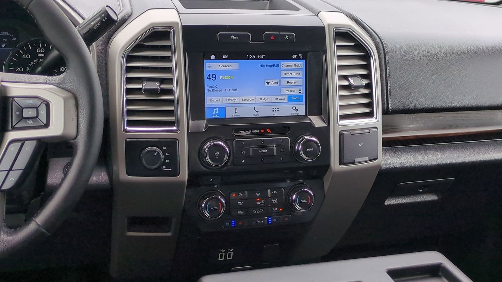Thumbnail: 2016 Ford F-150 - 31