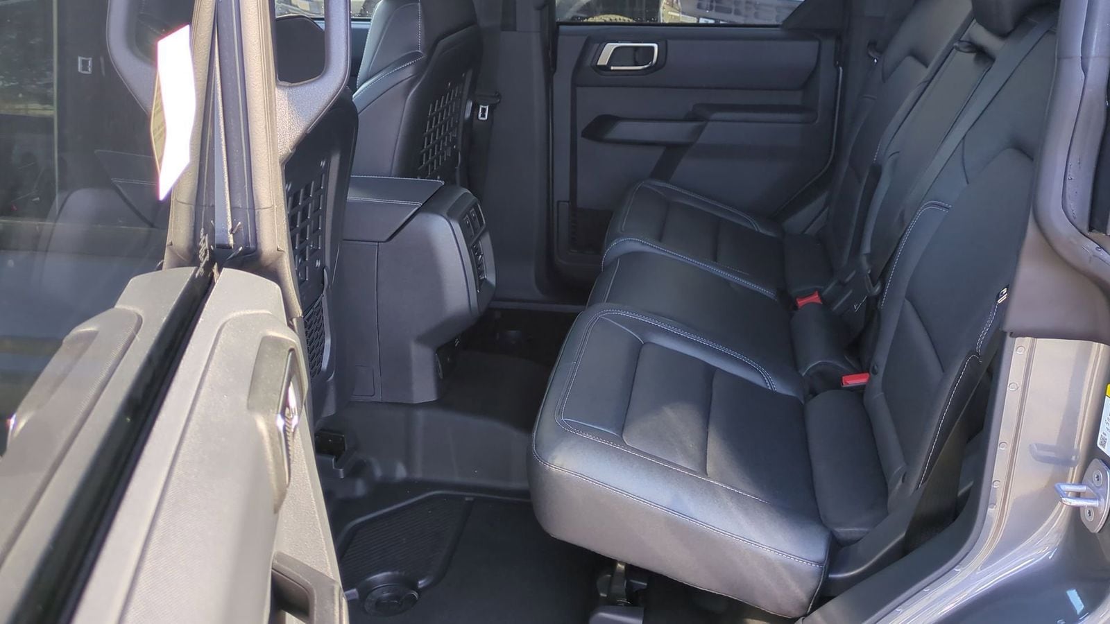 Thumbnail: 2025 Ford Bronco - 17