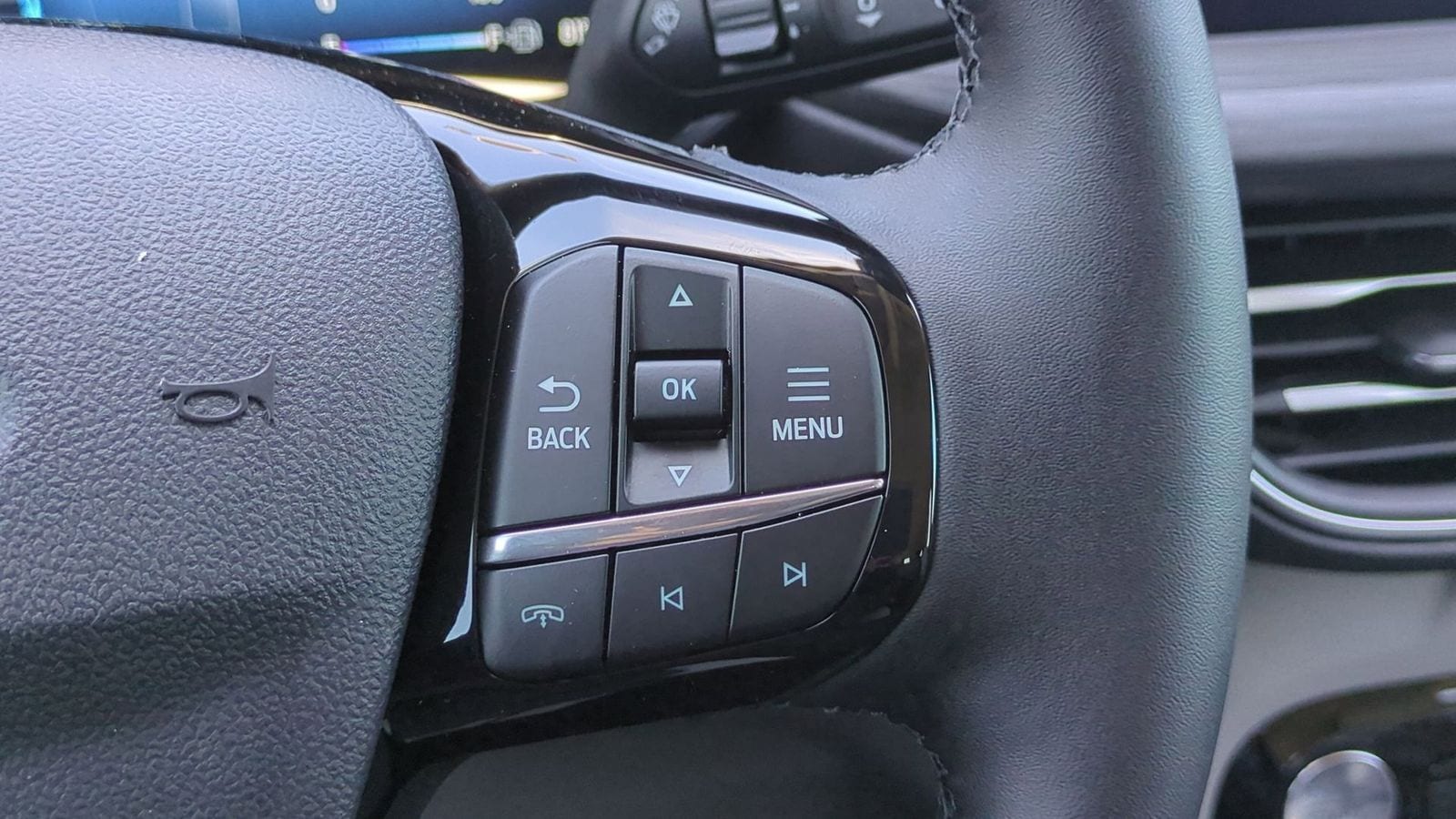 Thumbnail: 2025 Ford Escape - 21