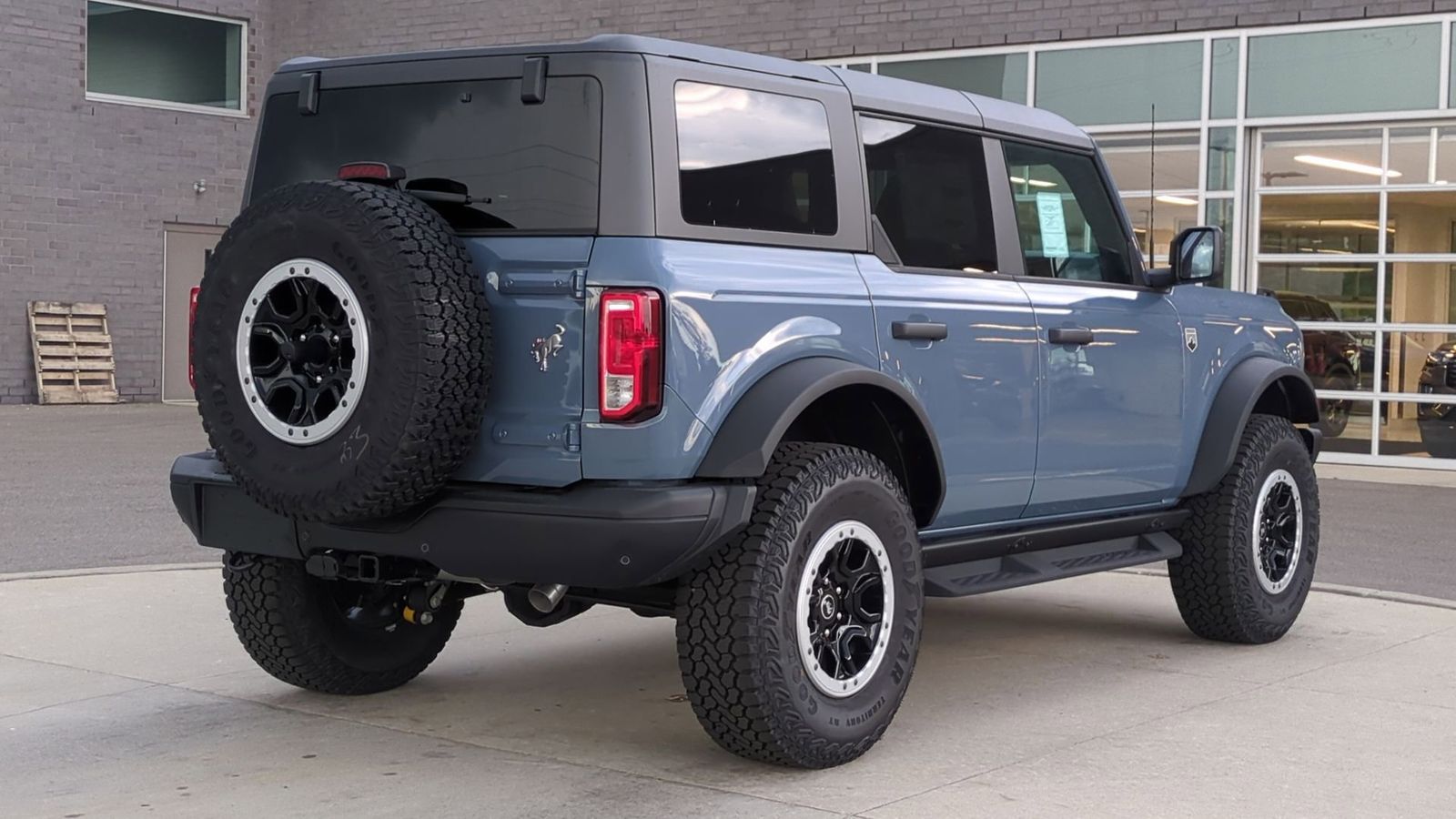 Thumbnail: 2025 Ford Bronco - 6