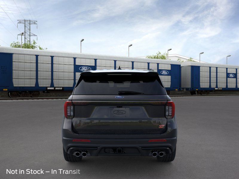 2025 Ford Explorer ST 6