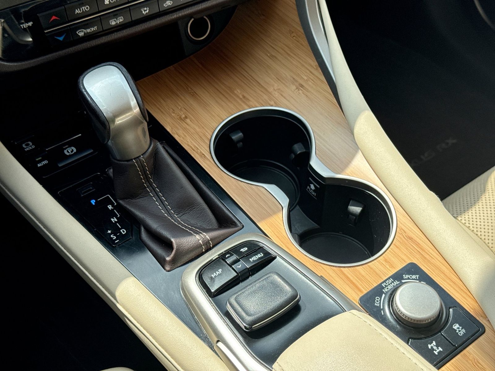 Thumbnail: 2016 Lexus RX - 39