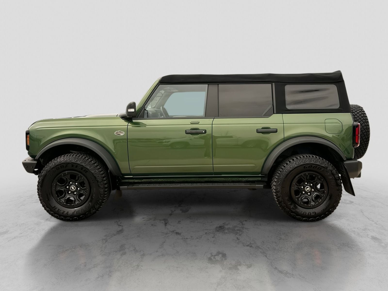 Thumbnail: 2022 Ford Bronco - 3