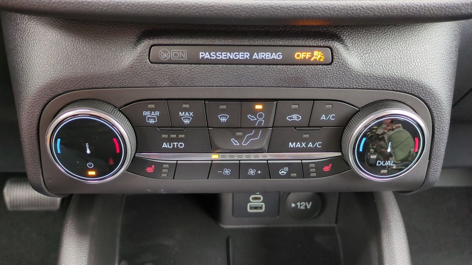 Thumbnail: 2025 Ford Escape - 28