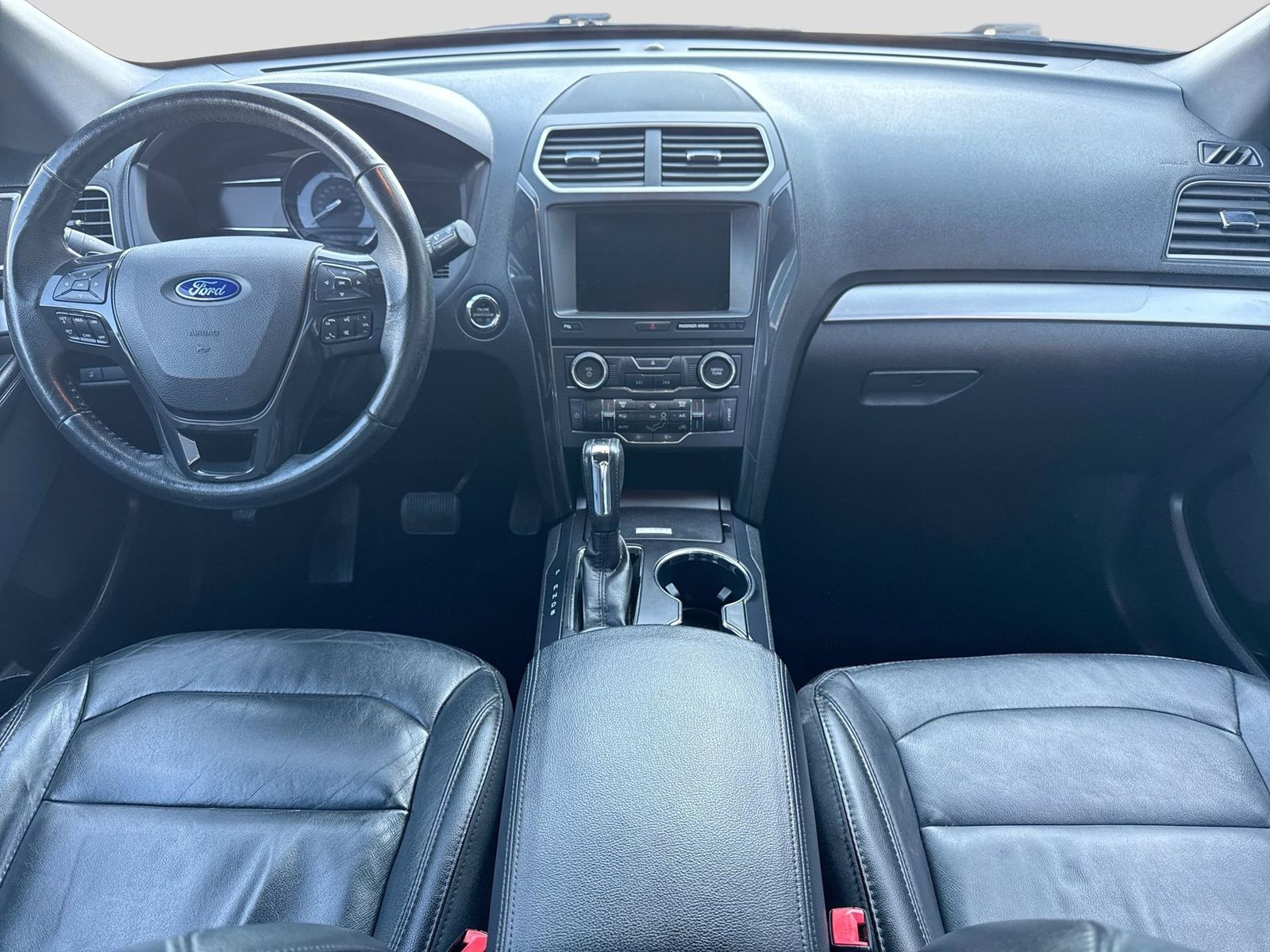 Thumbnail: 2017 Ford Explorer - 15