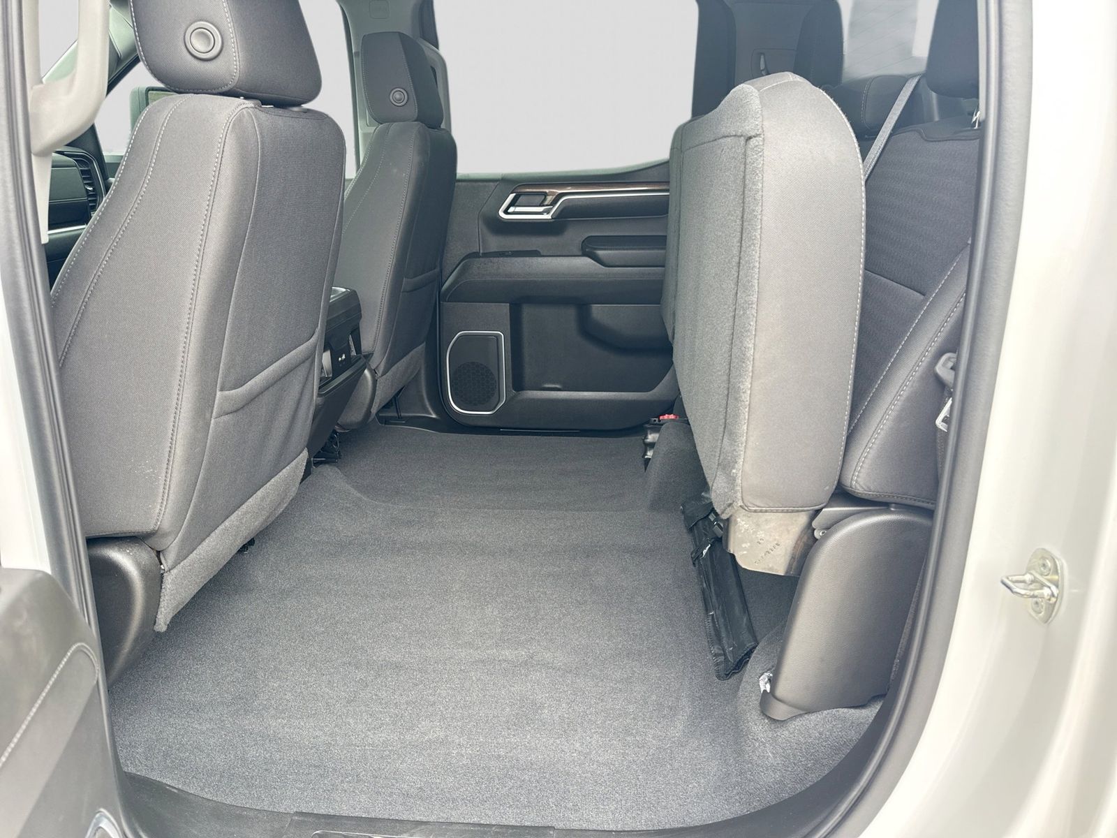 Thumbnail: 2022 Chevrolet Silverado 1500 - 5