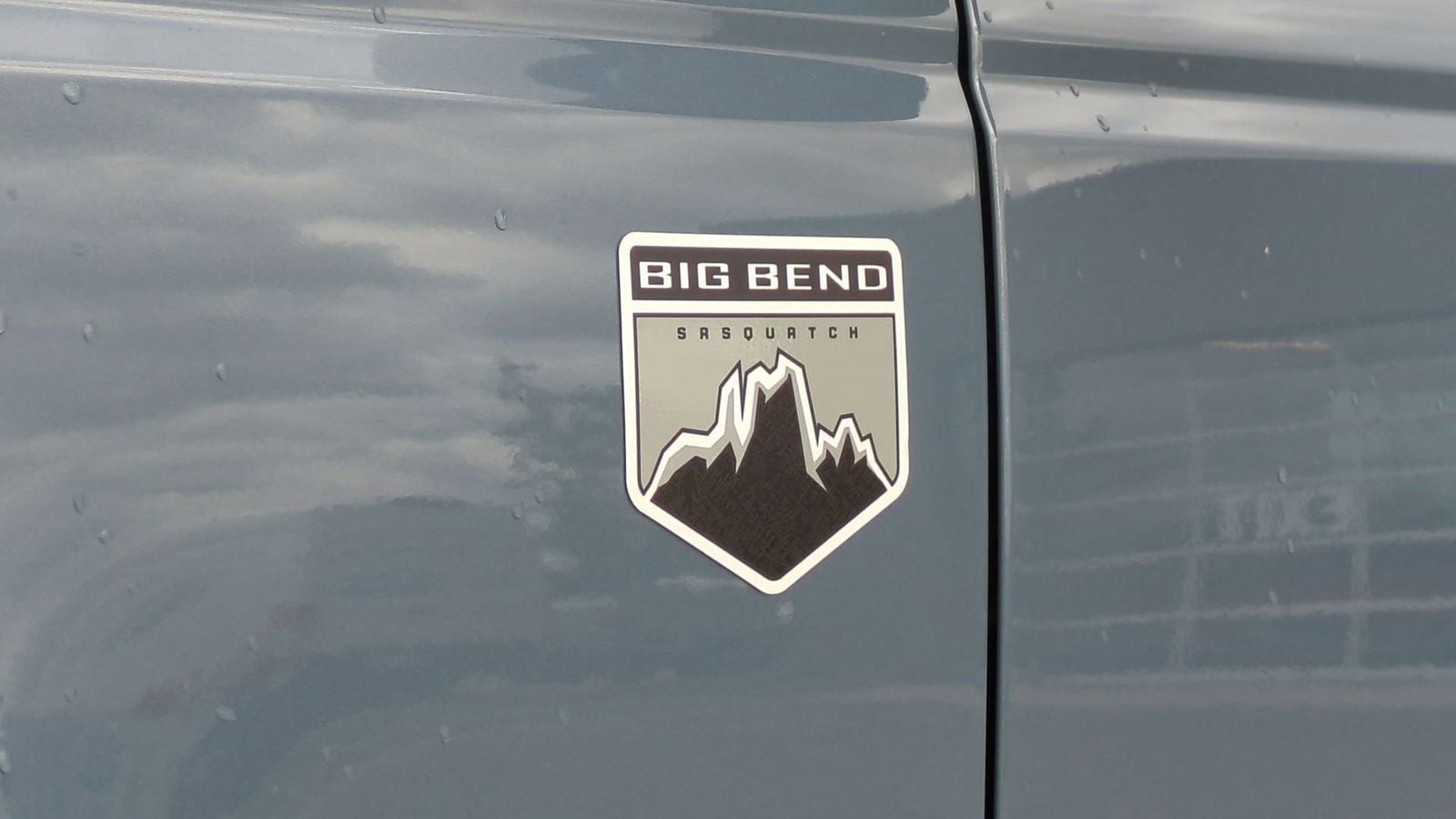 Thumbnail: 2025 Ford Bronco - 11