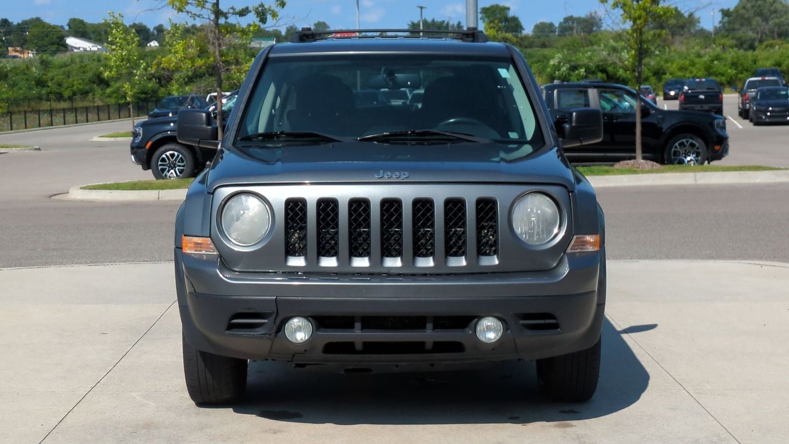Thumbnail: 2012 Jeep Patriot - 10