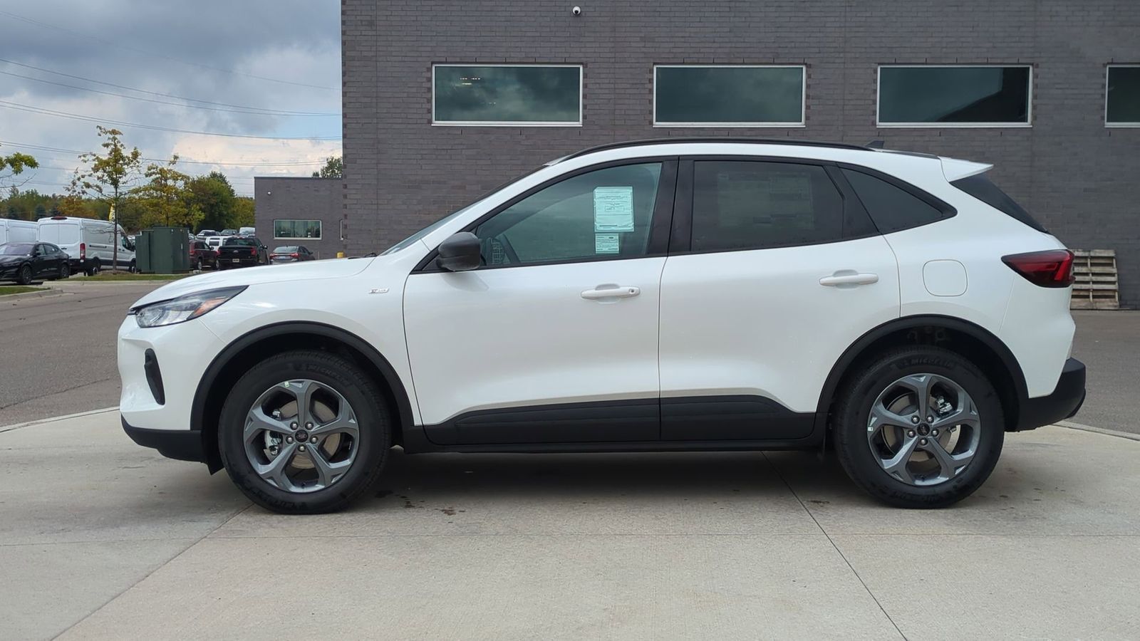 Thumbnail: 2025 Ford Escape - 2