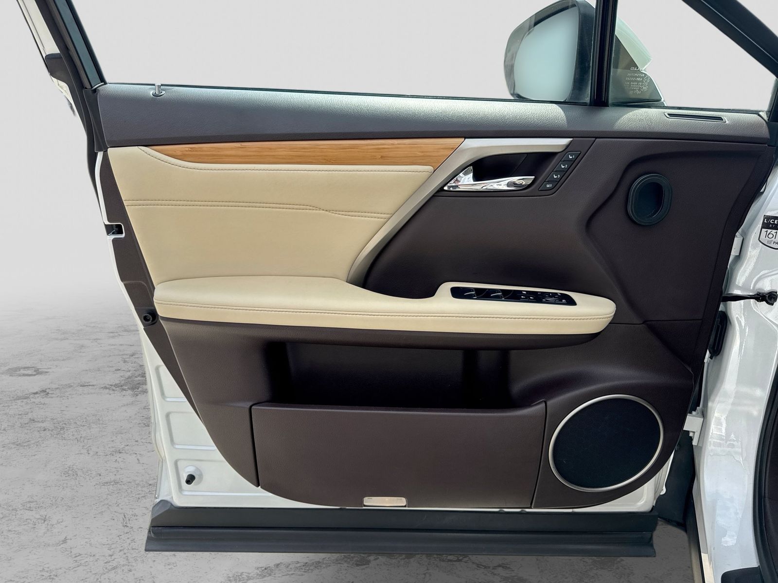 Thumbnail: 2016 Lexus RX - 37