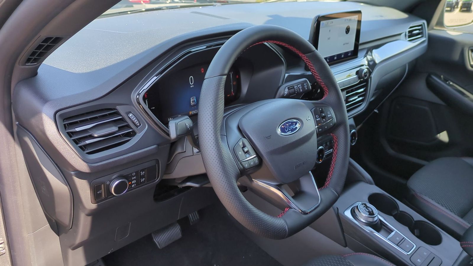 Thumbnail: 2025 Ford Escape - 2