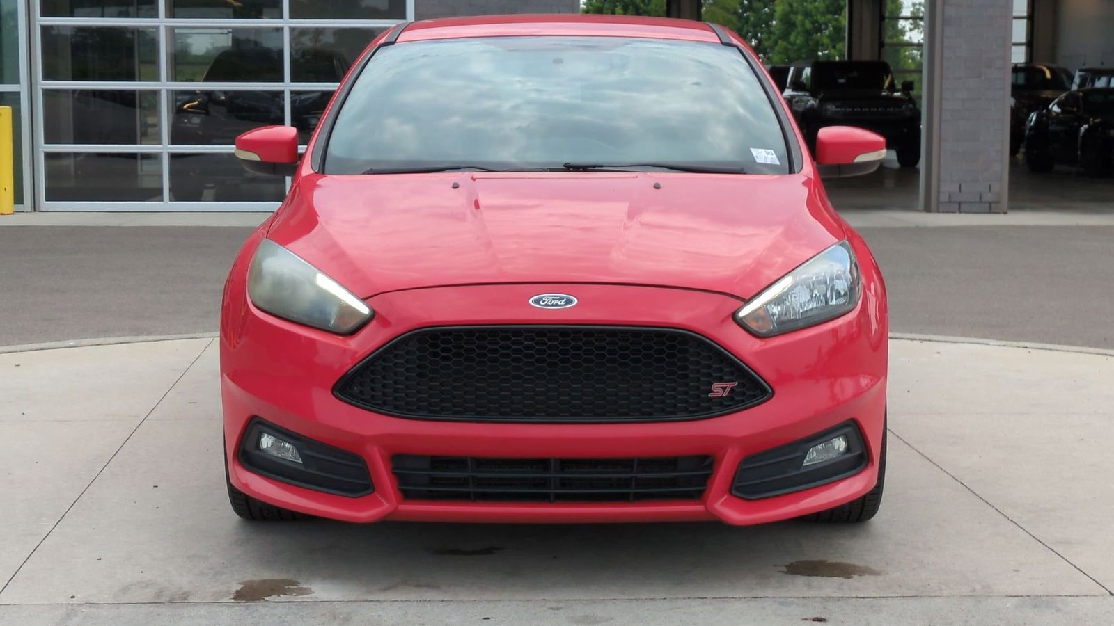 2017 Ford Focus ST 9