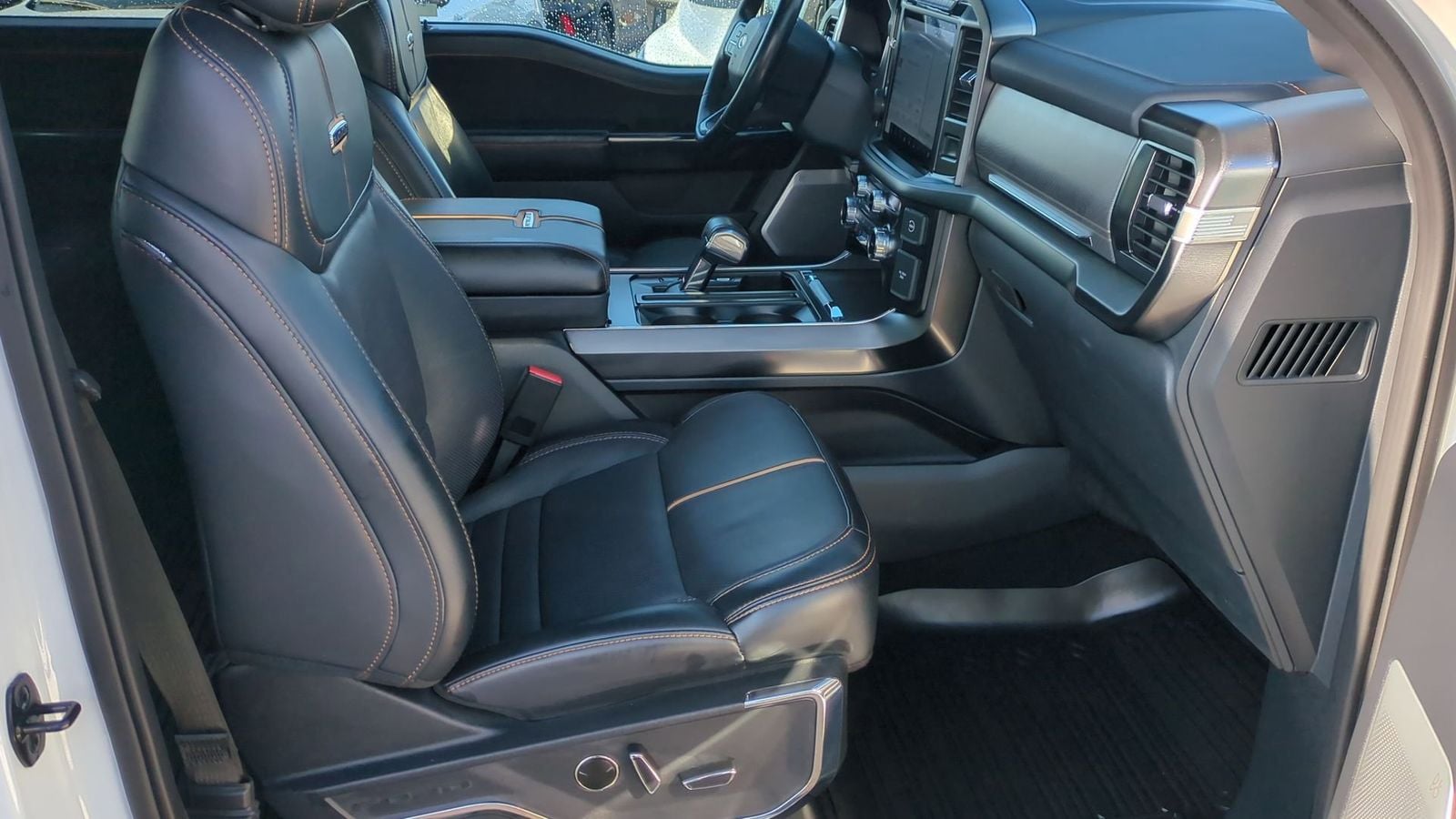 Thumbnail: 2023 Ford F-150 - 23