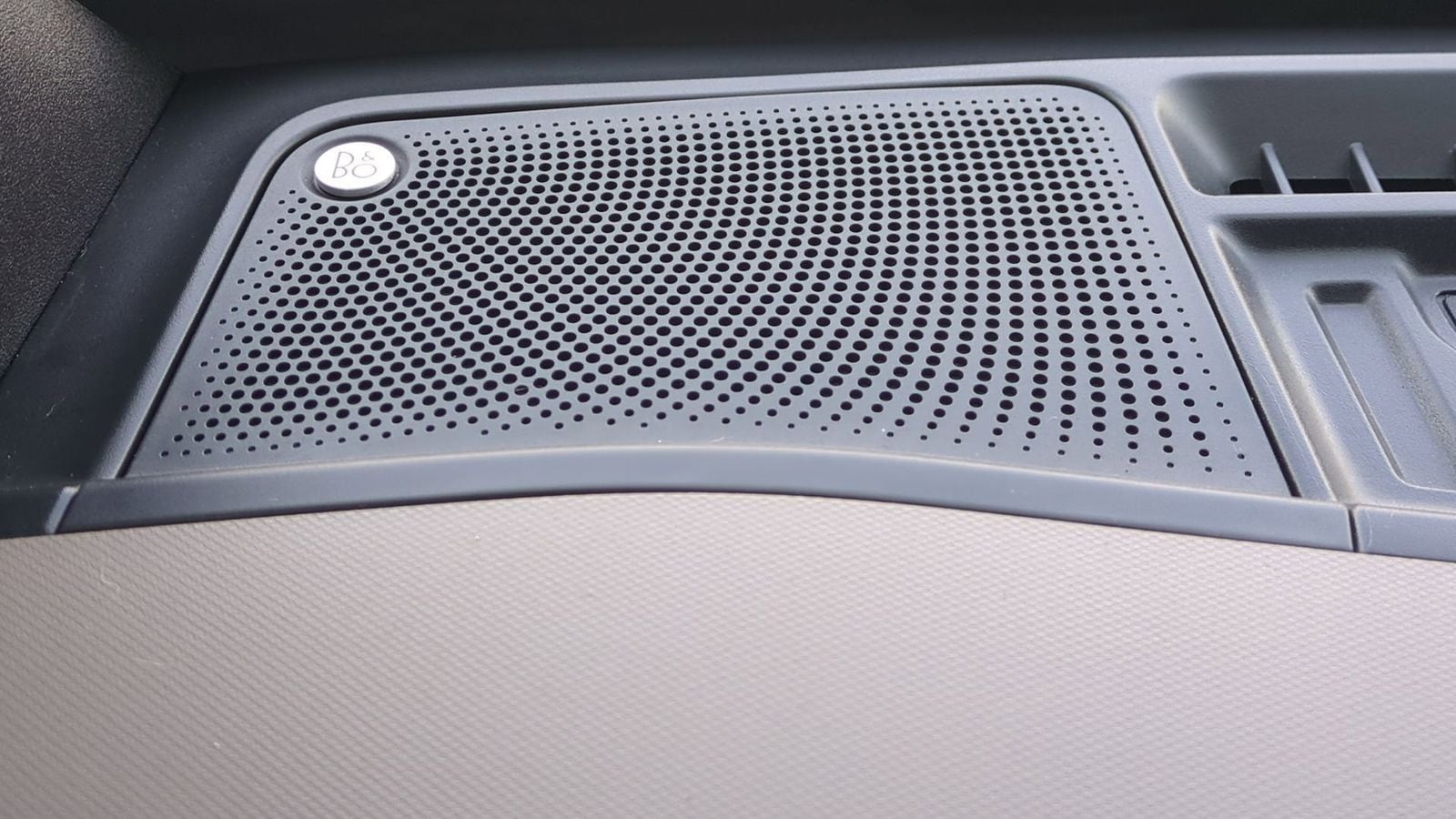 Thumbnail: 2024 Ford Bronco - 34