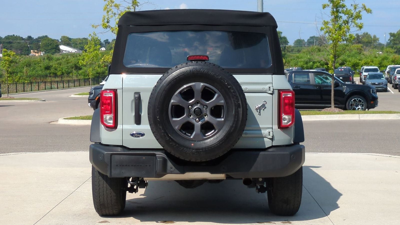 Thumbnail: 2023 Ford Bronco - 5