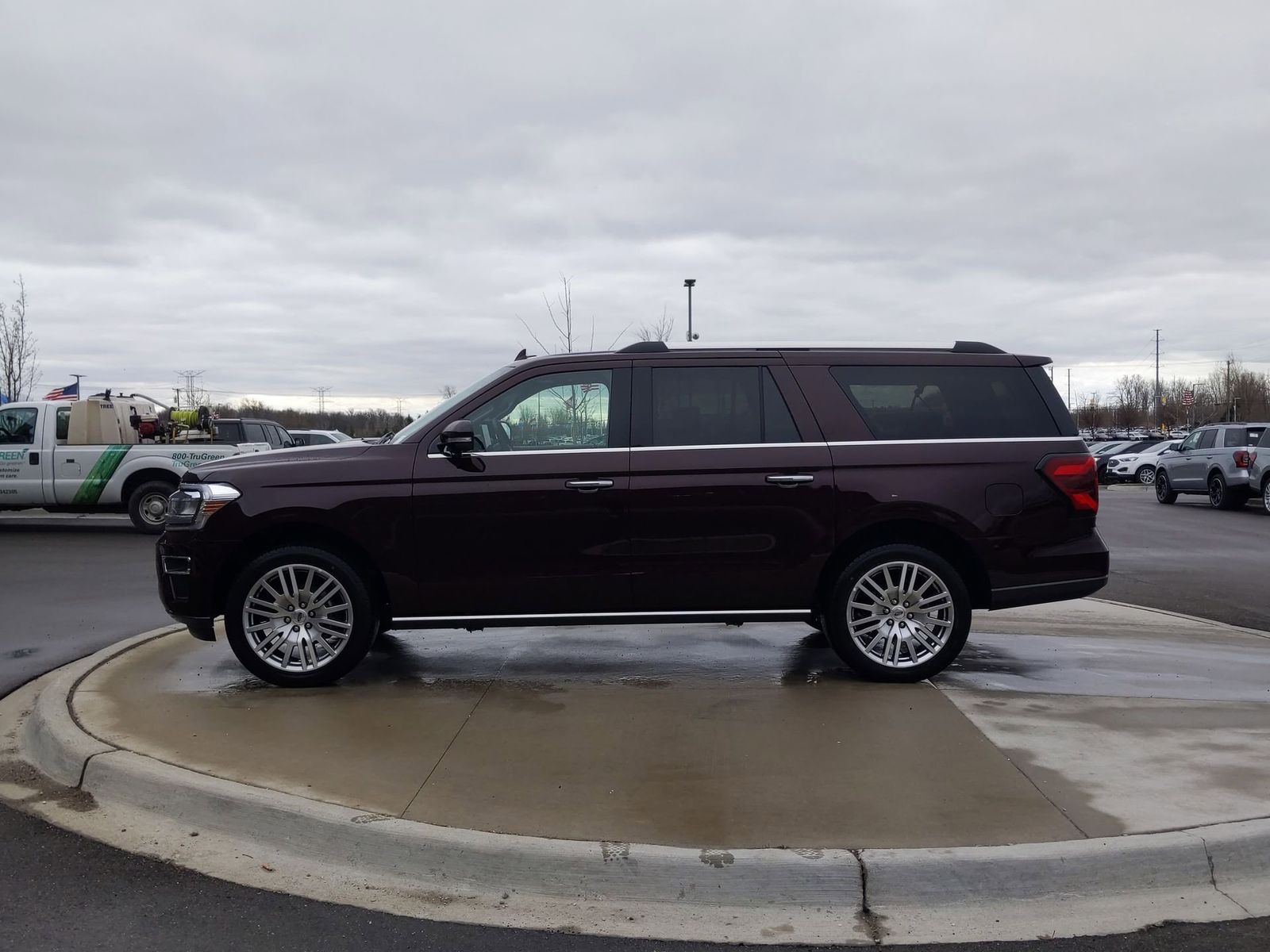 Thumbnail: 2024 Ford Expedition MAX - 3