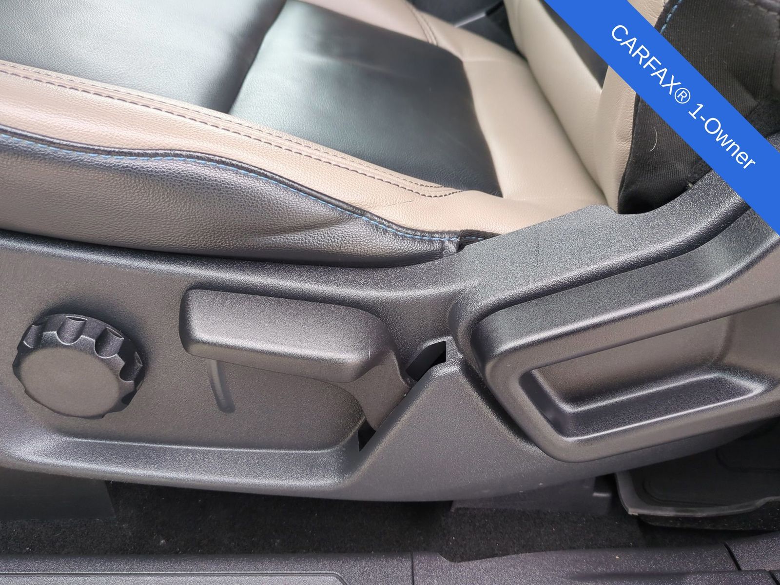 Thumbnail: 2023 Ford Bronco - 20