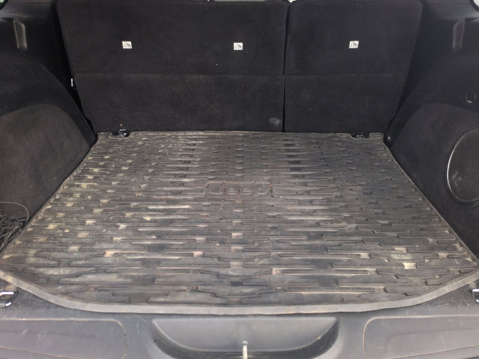 Thumbnail: 2015 Jeep Grand Cherokee - 41