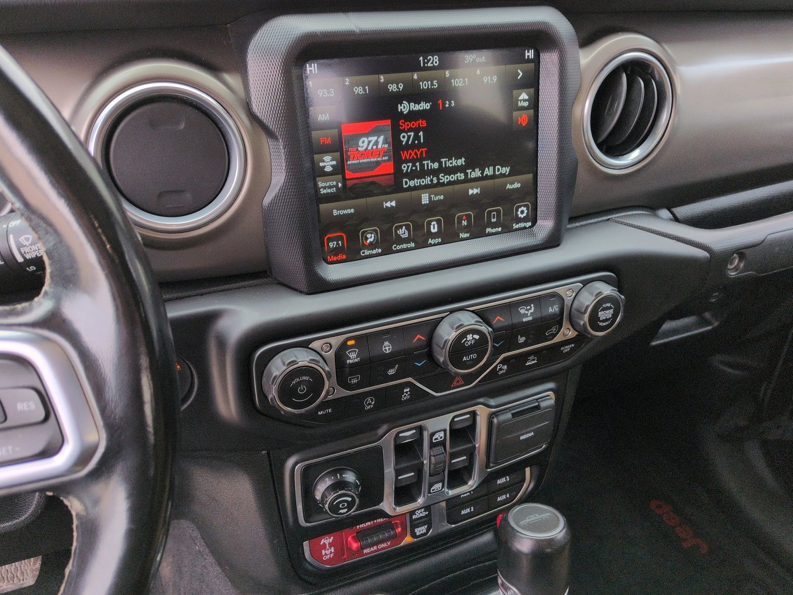 Thumbnail: 2020 Jeep Gladiator - 34