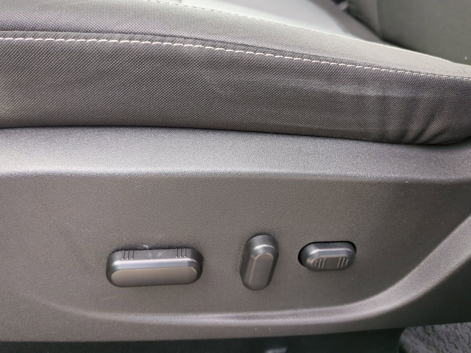 Thumbnail: 2018 Ford Escape - 19