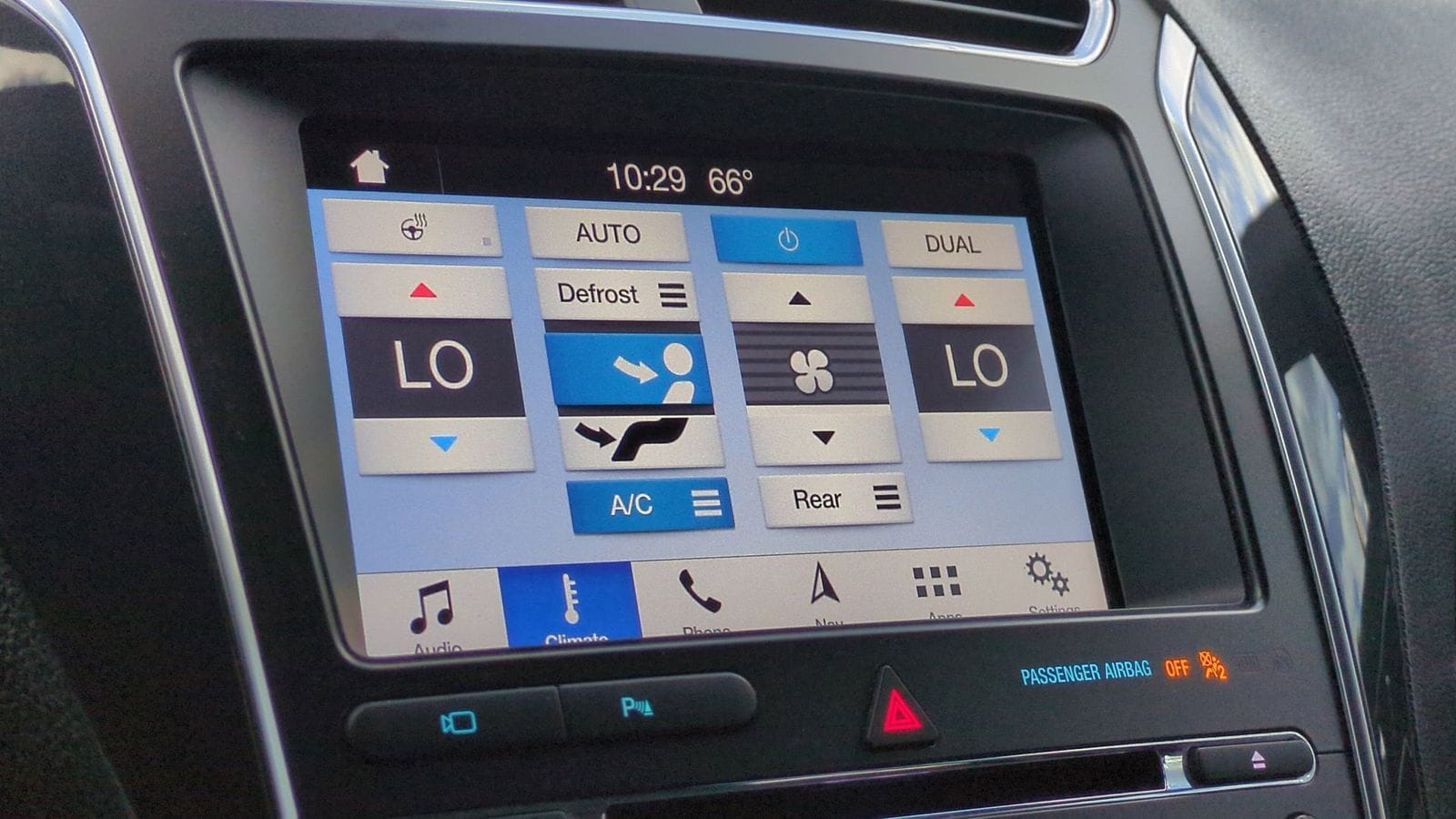 Thumbnail: 2018 Ford Explorer - 46