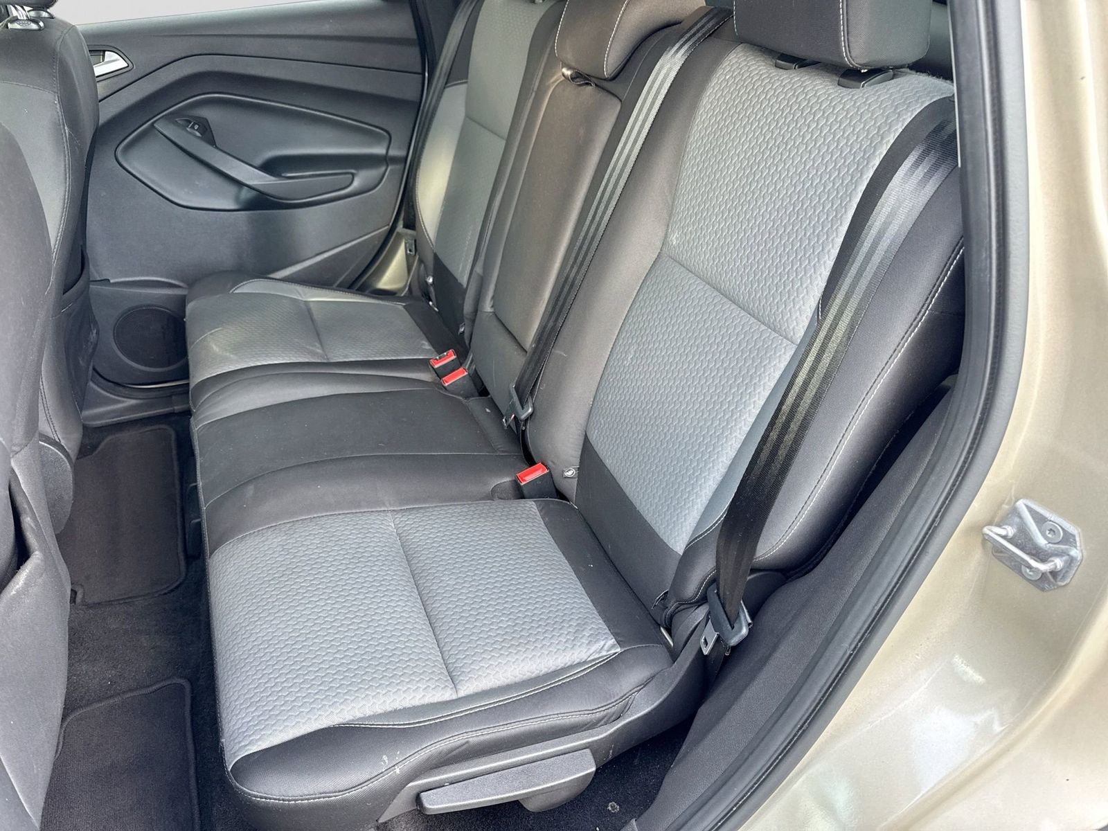 Thumbnail: 2017 Ford Escape - 19